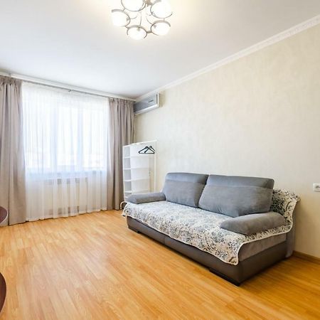 Artal Apartment On Obolonskaya Square 3 Kijów Zewnętrze zdjęcie